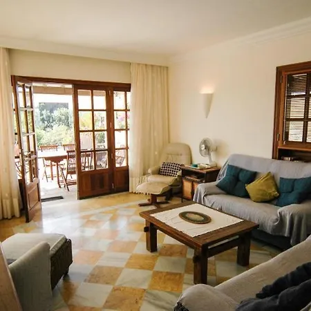 In Playa Blanca Sleeps 6 With Pool And Wifi 别墅