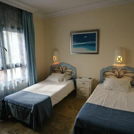 In Playa Blanca Sleeps 6 With Pool And Wifi 普拉亚布兰卡