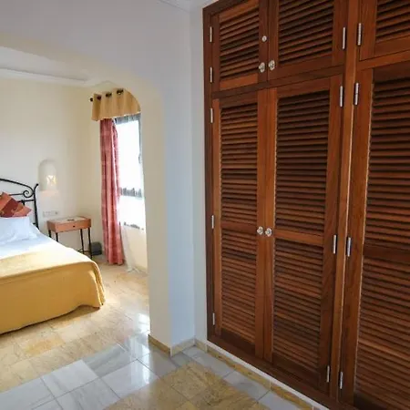 In Playa Blanca Sleeps 6 With Pool And Wifi 别墅